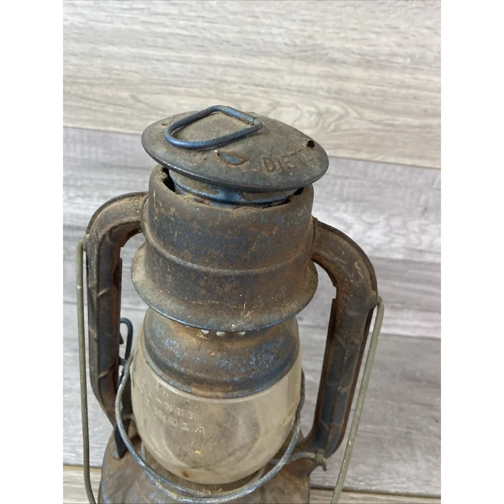 Vintage Dietz Little Wizard Blue Kerosene Lantern USA Clear Glass Globe Rust